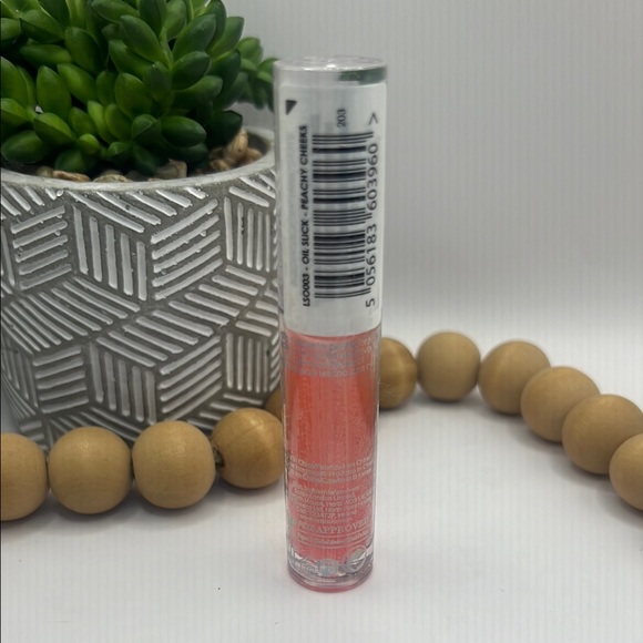 Lottie London Oil Slick Lip Oil - Pink -Peachy Cheeks - Picture 2 of 6